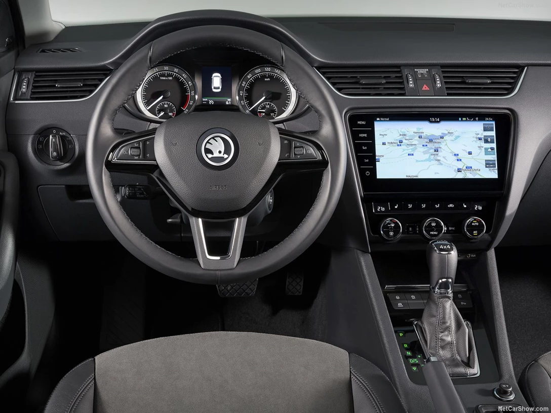 1609245-Skoda-Octavia 5.jpg