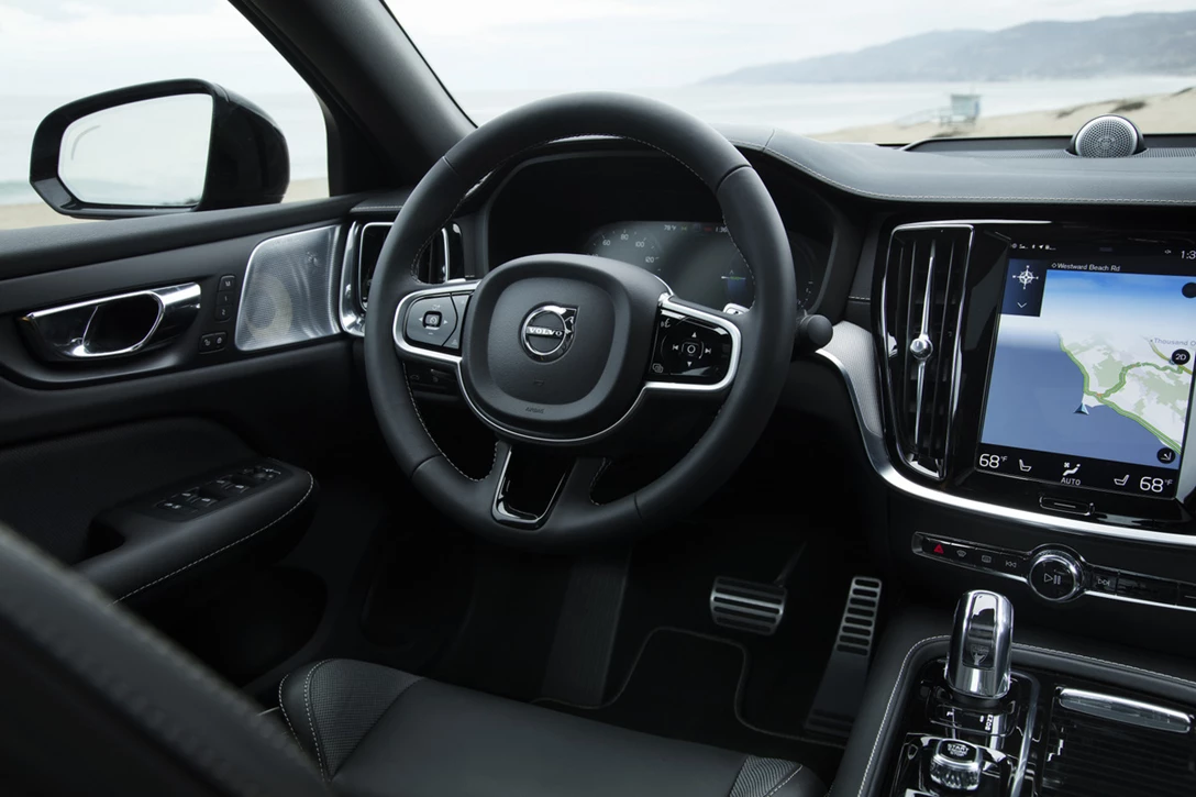 1605677-וולוו S60 מבחן דרכים השקה (3).jpg