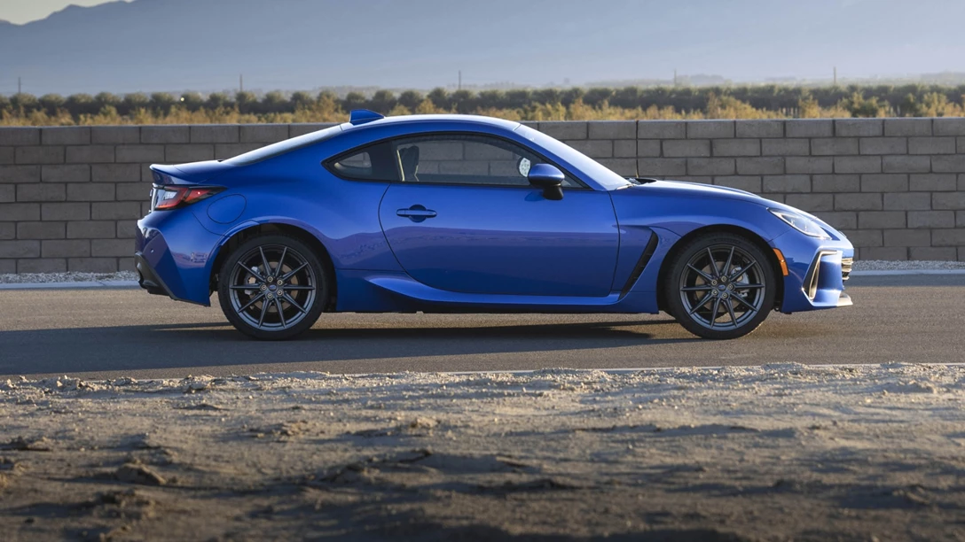 1680419-2022_Subaru_BRZ_003.jpg