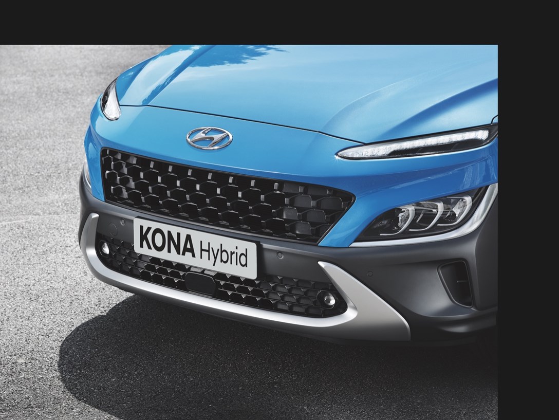 1657830-KONA HYBRID - 2.jpeg