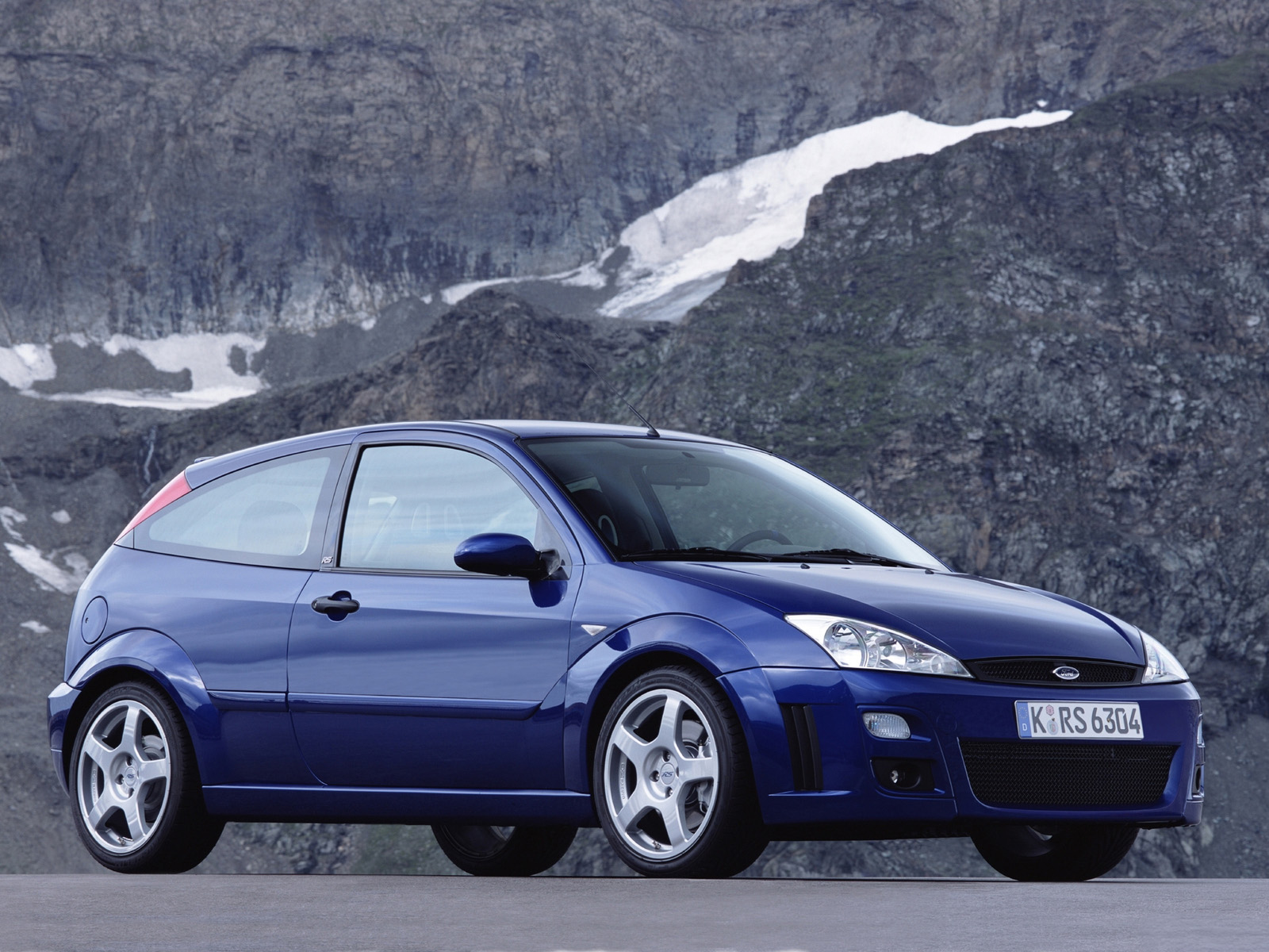 16031012_ford_focus_2.jpg