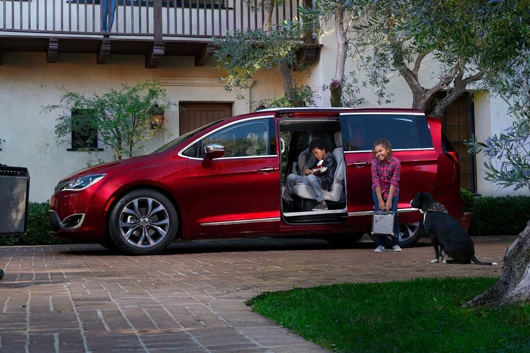 1600746-קרייזלר פאסיפיקה (4).jpg