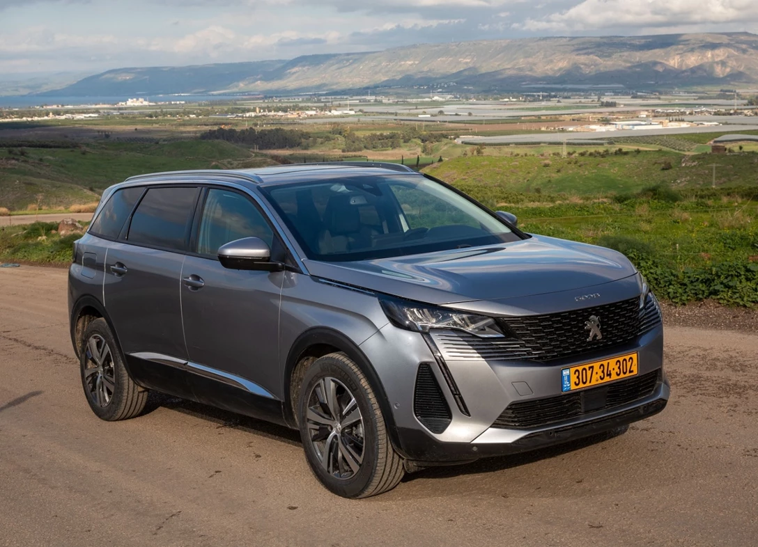 1640794-Peugeot-5008-2021-01.jpg