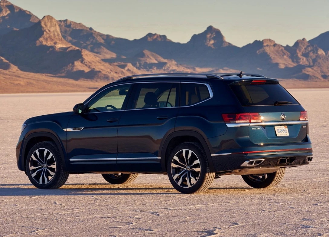 1656372-Volkswagen-Atlas-2021-1600-19.jpg
