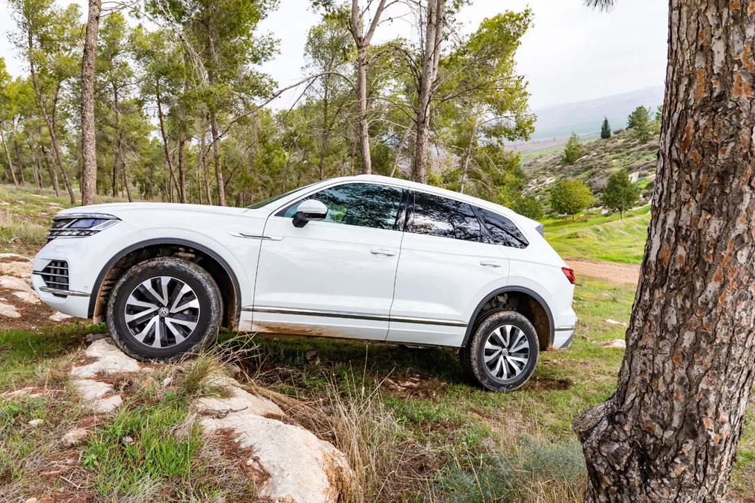 1611505-פולקסווגן טוארג - מבחן דרכים  (32).jpg