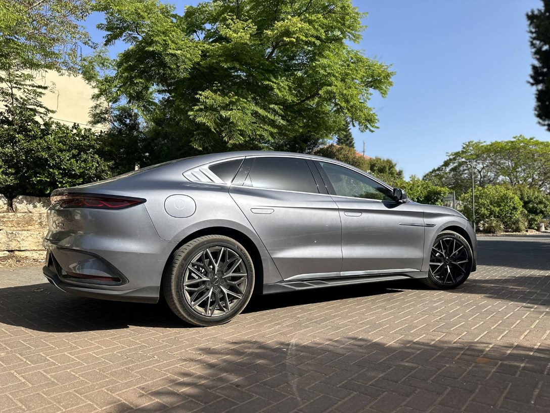 1682847-BYD HAN - 4-min.jpeg