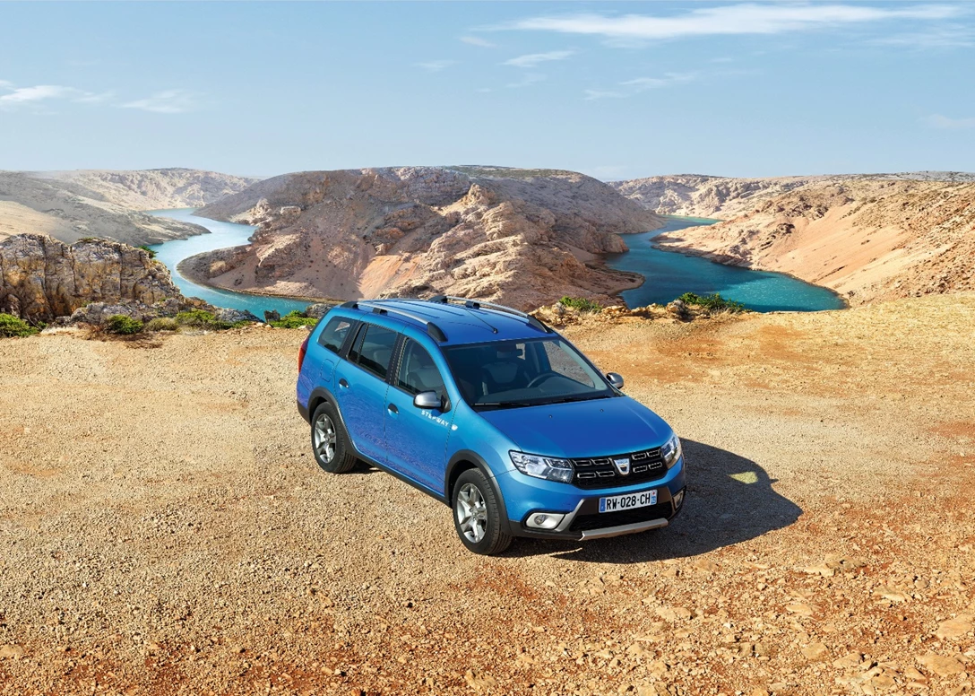 1590020-87325_2017_New_Dacia_LOGAN_MCV_STEPWAY.jpg