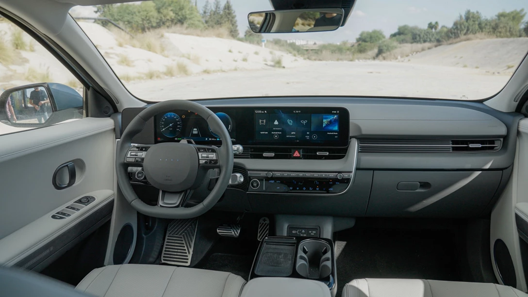 1704418-Hyundai IONIQ 5 2024.01_30_08_01.Still062.jpg