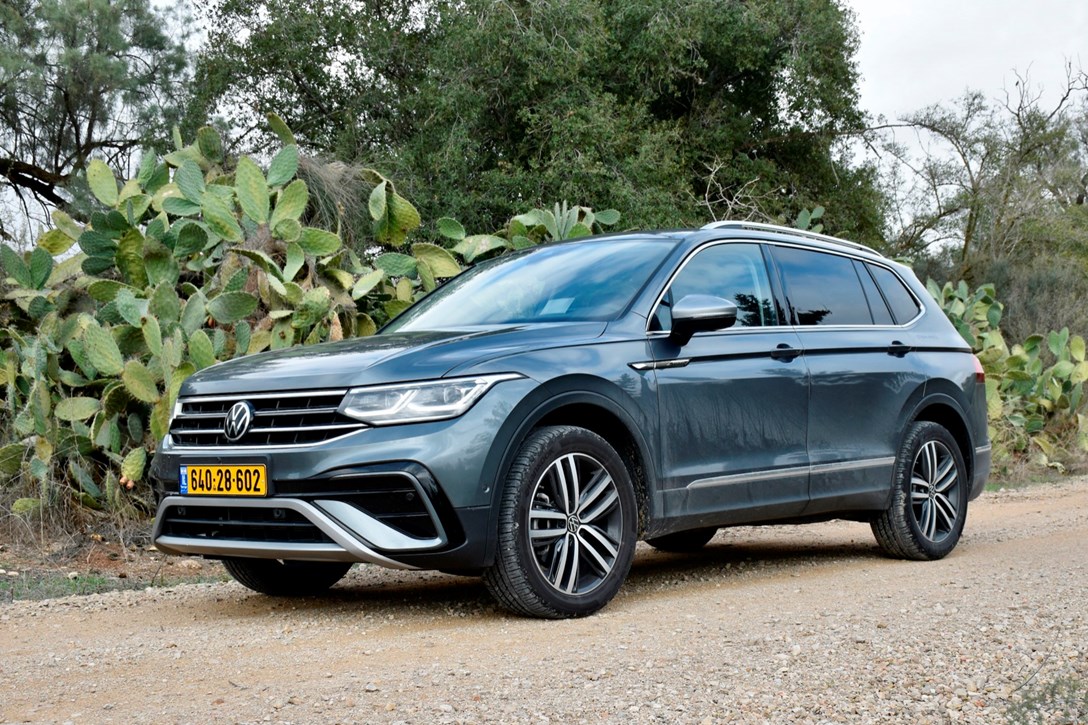 1655216-tiguan all - 11.jpeg