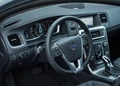 1635153-Volvo-V60-2014-05.jpg