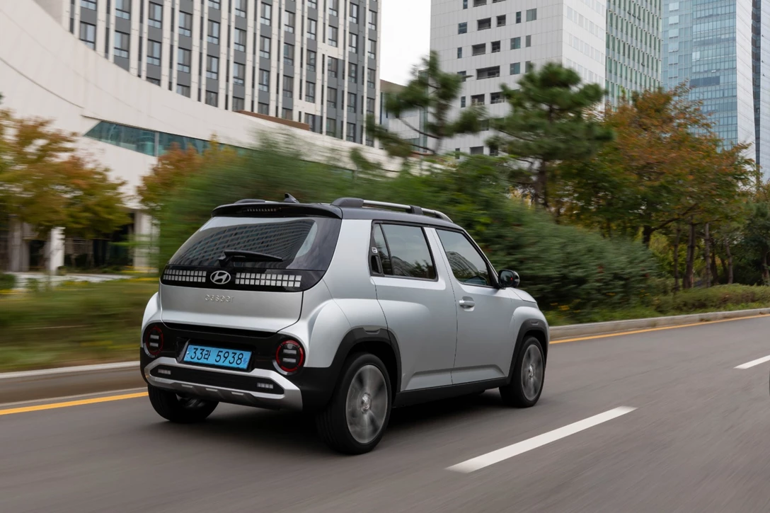 1703679-INSTER Drive_41.jpg