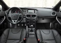 1663731-Volvo-V40-2019-05.jpg