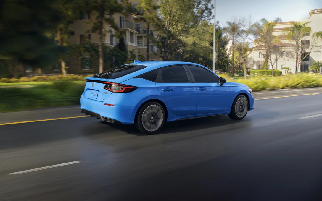 1697023-08 2025 Honda Civic Hatchback Sport Touring Hybrid.jpg