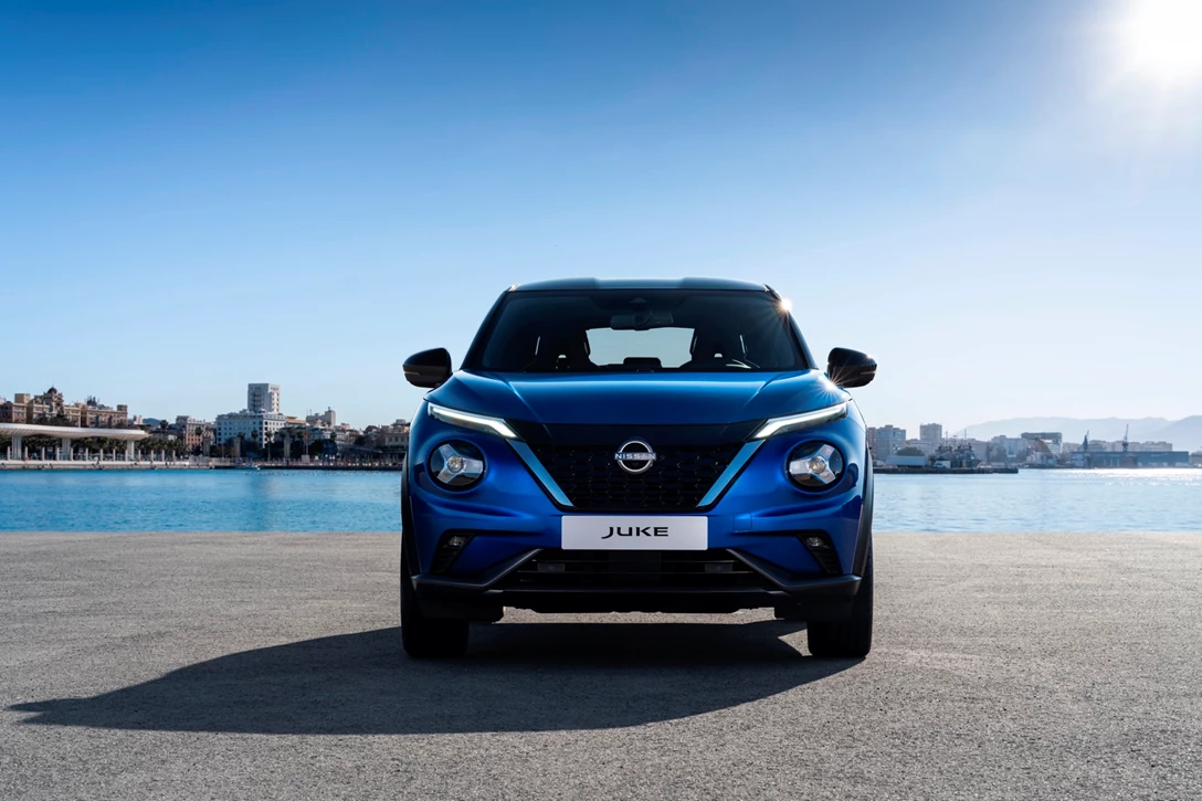 1657813-Nissan_Juke_Hybrid_BlueStatic_003.JPG.jpg
