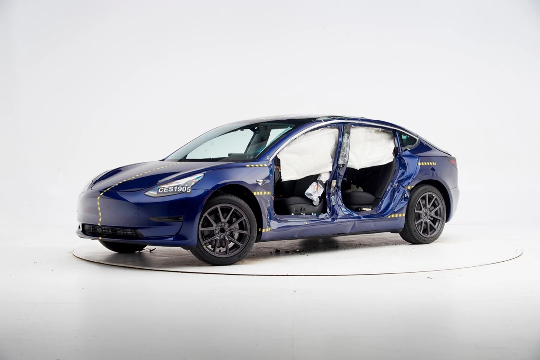 1665030-2019-tesla-model-3--iihs-side-impact-crash-test_100716756_h.jpg