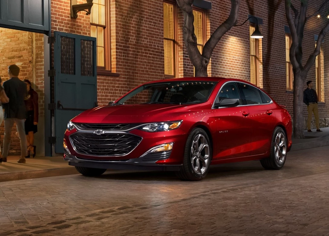 1648970-Chevrolet-Malibu-2019-1600-02.jpg