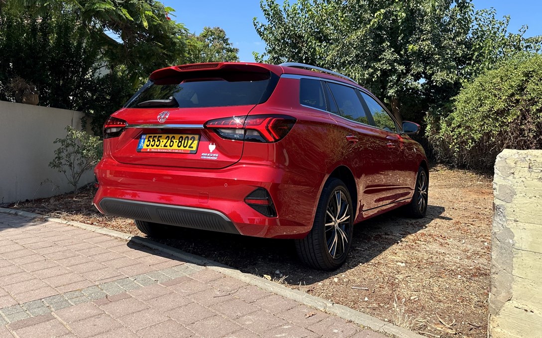 1686007-MG 5 - 16.jpeg