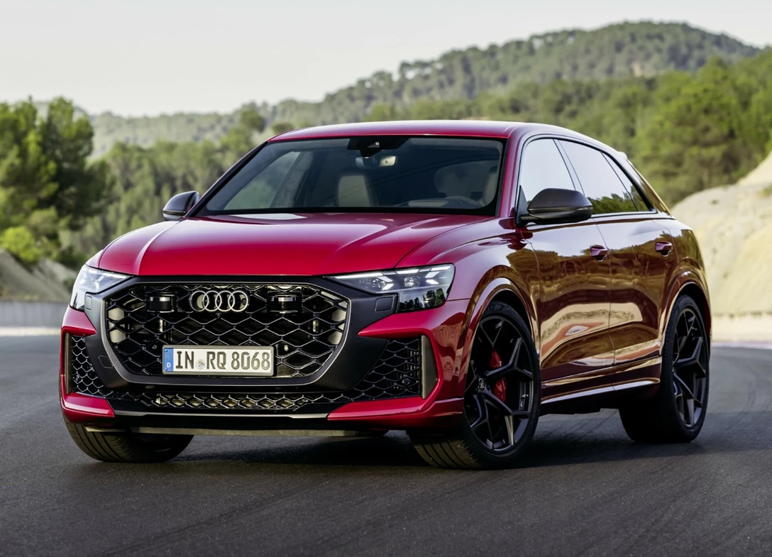 1705109-Audi-RSQ8-2025 (16).jpg