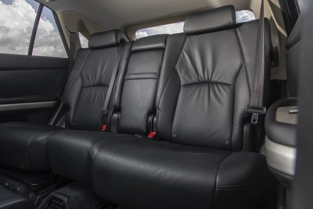 1619681-29-RX400H 2005 (2).jpg