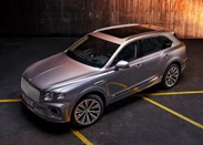 1661533-Bentley-Bentayga-2022-01.jpg