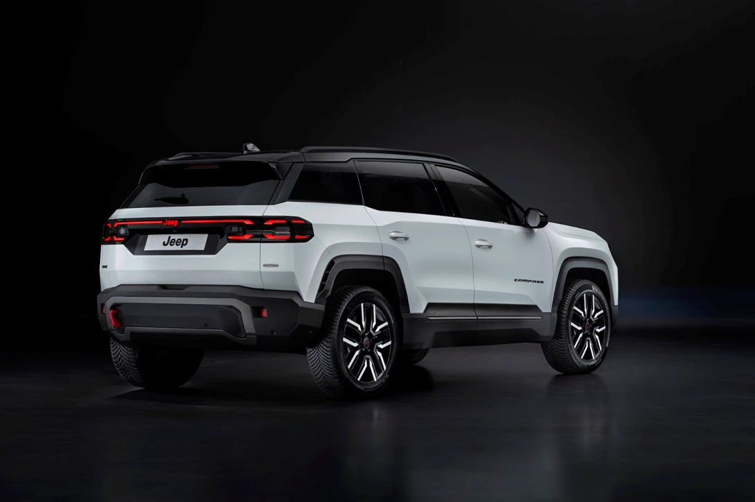 1708641-NewJeepCompass4x4-4.jpg