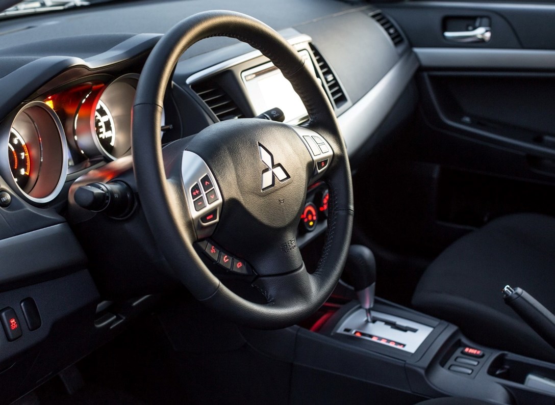 1666177-Mitsubishi-Lancer_Sedan-2014-05.jpeg