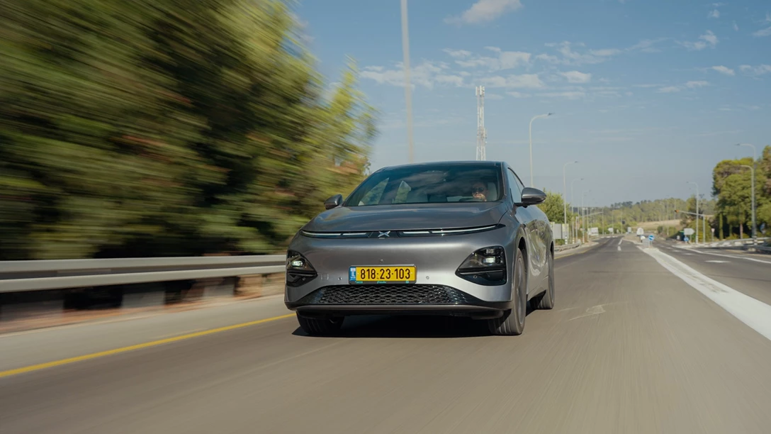 1701370-Xpeng G6 2024.00_25_29_13.Still009.jpg
