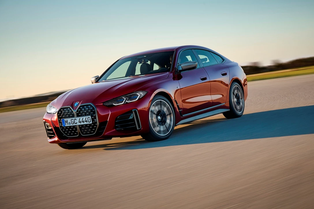 1645177-P90424661_highRes_the-all-new-bmw-m440.jpg