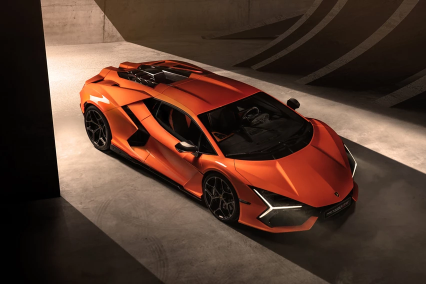 Lamborghini_Revuelto__the_first_super_sports_V12_hybrid_HPEV.jpg