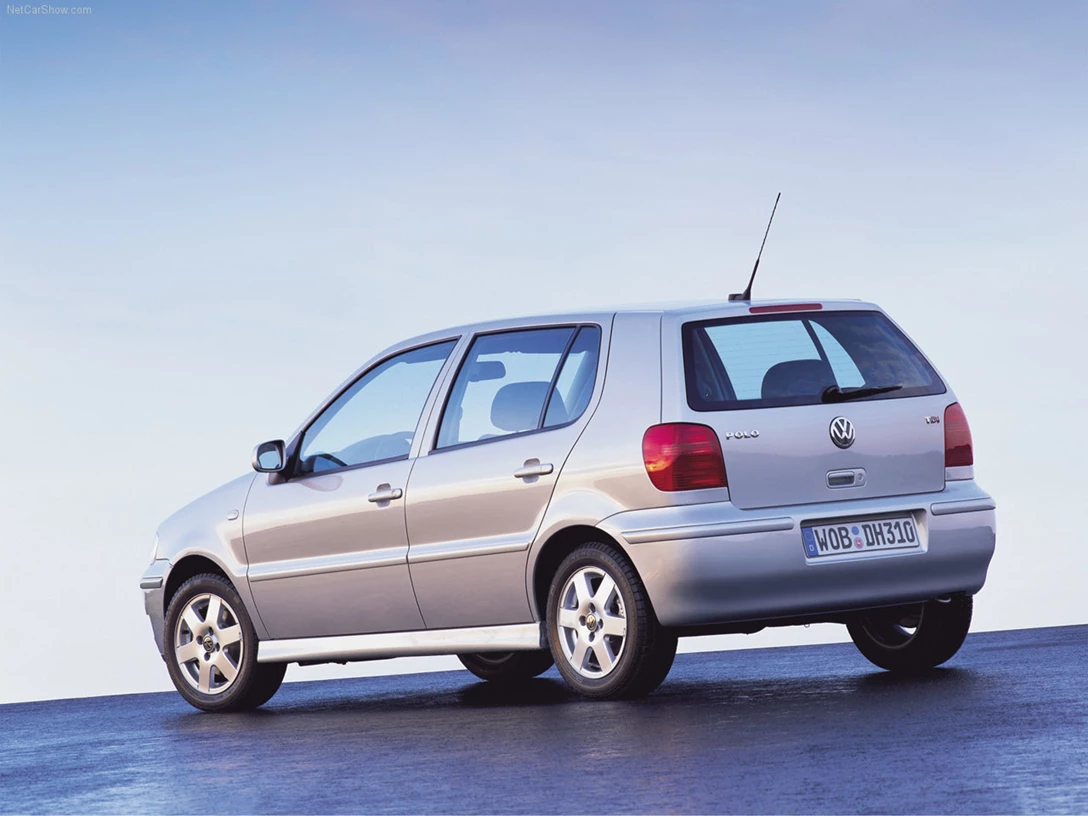 1590139-Volkswagen-Polo 6.jpg