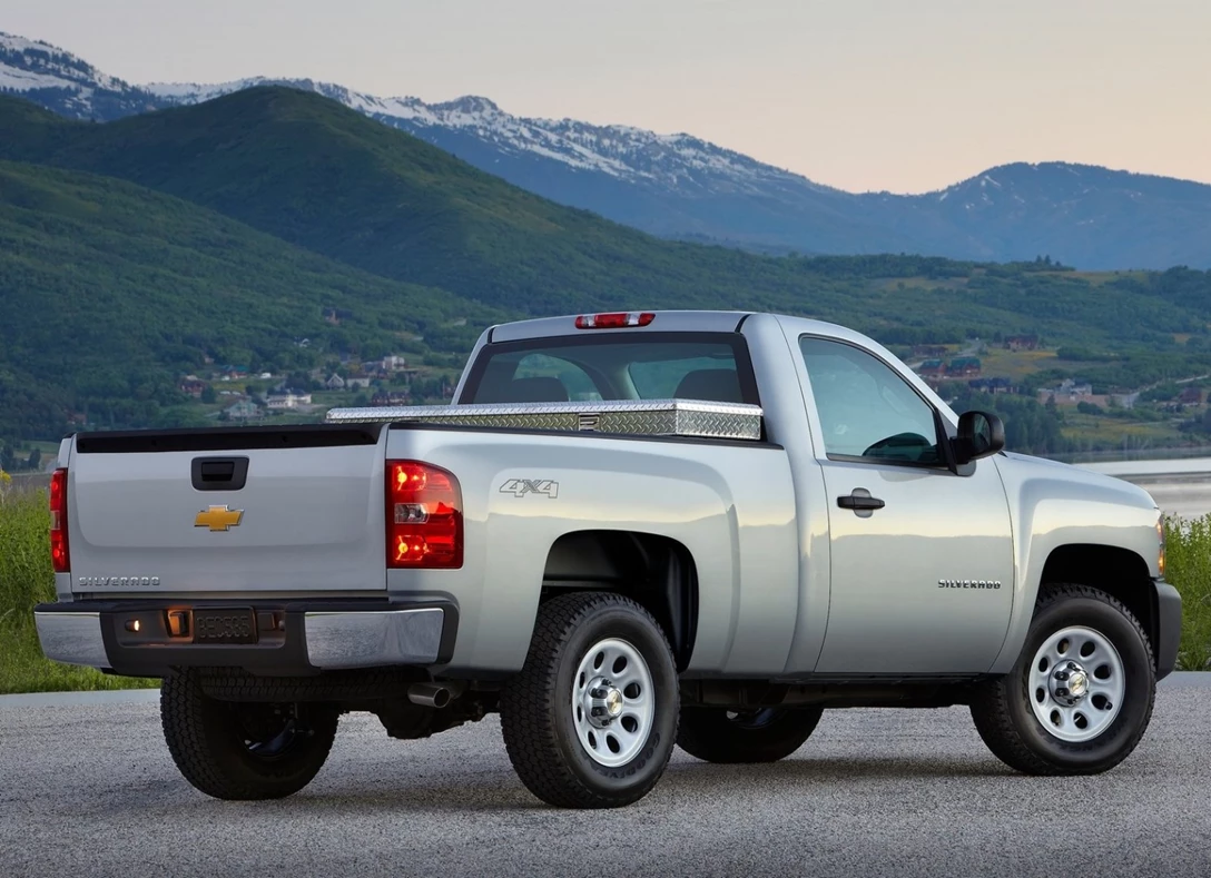 1600760-Chevrolet-Silverado-2012-1600-12.jpg