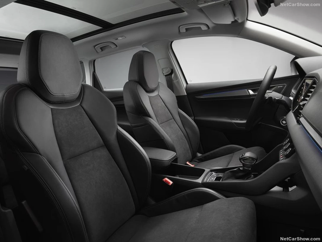 1589640-Skoda-Karoq 7.jpg