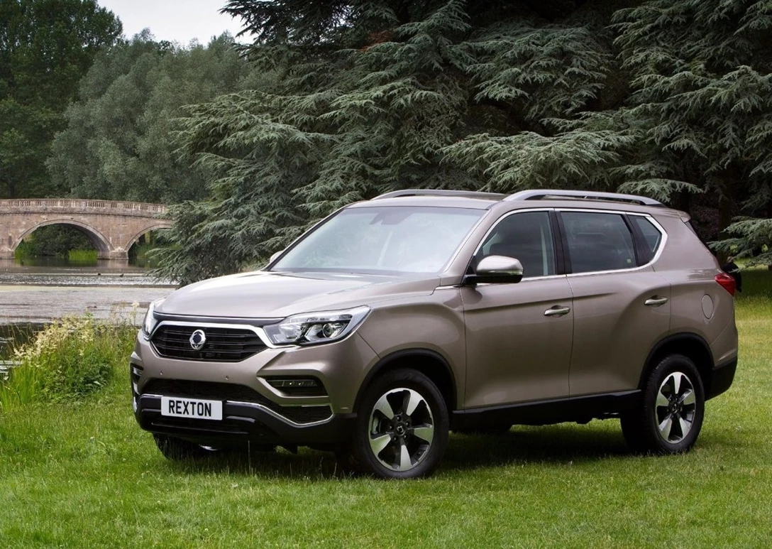 1649152-SSANGYONG-Rexton-2019-01.jpg