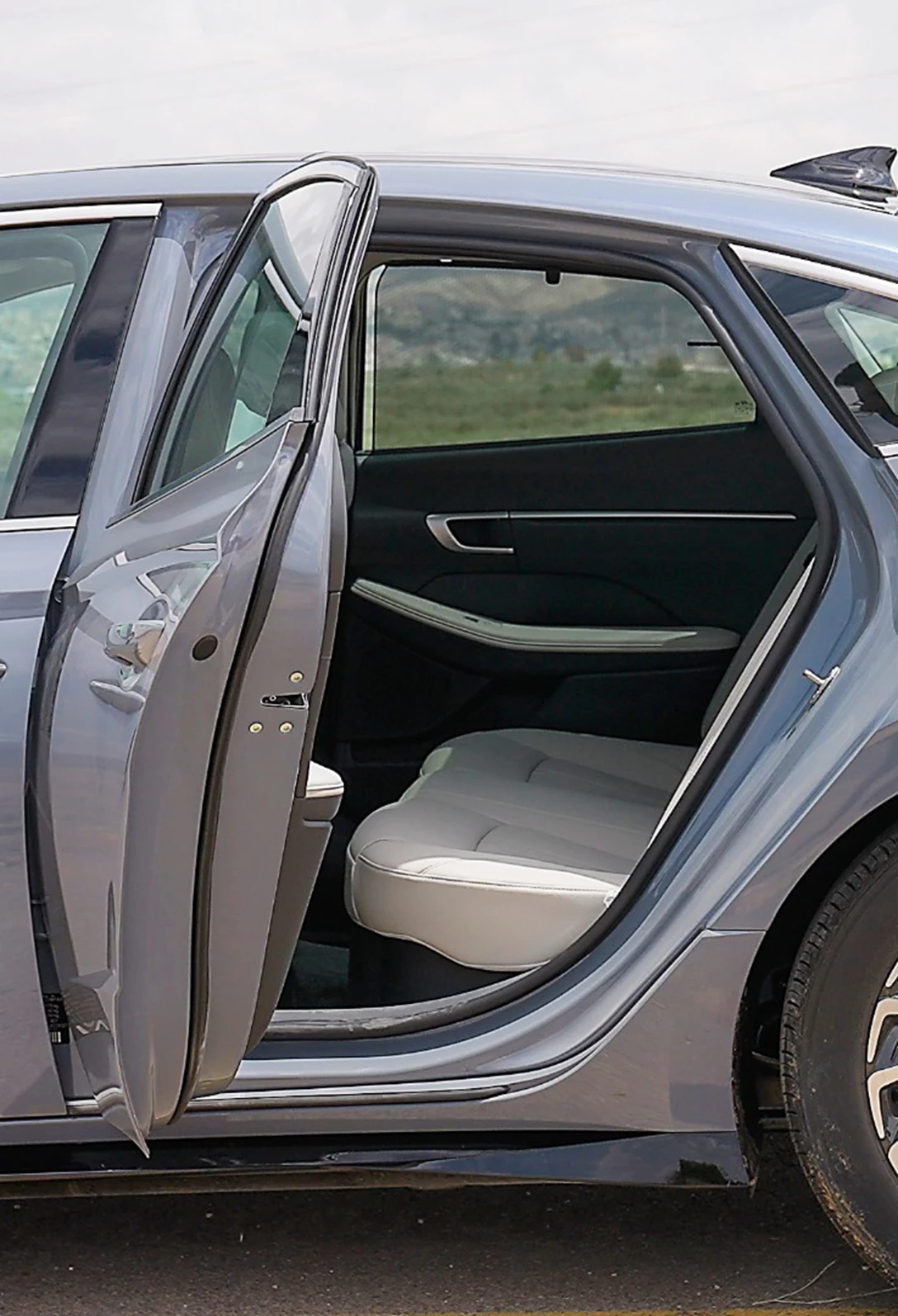 1709294-HYUNDAI 9.jpg