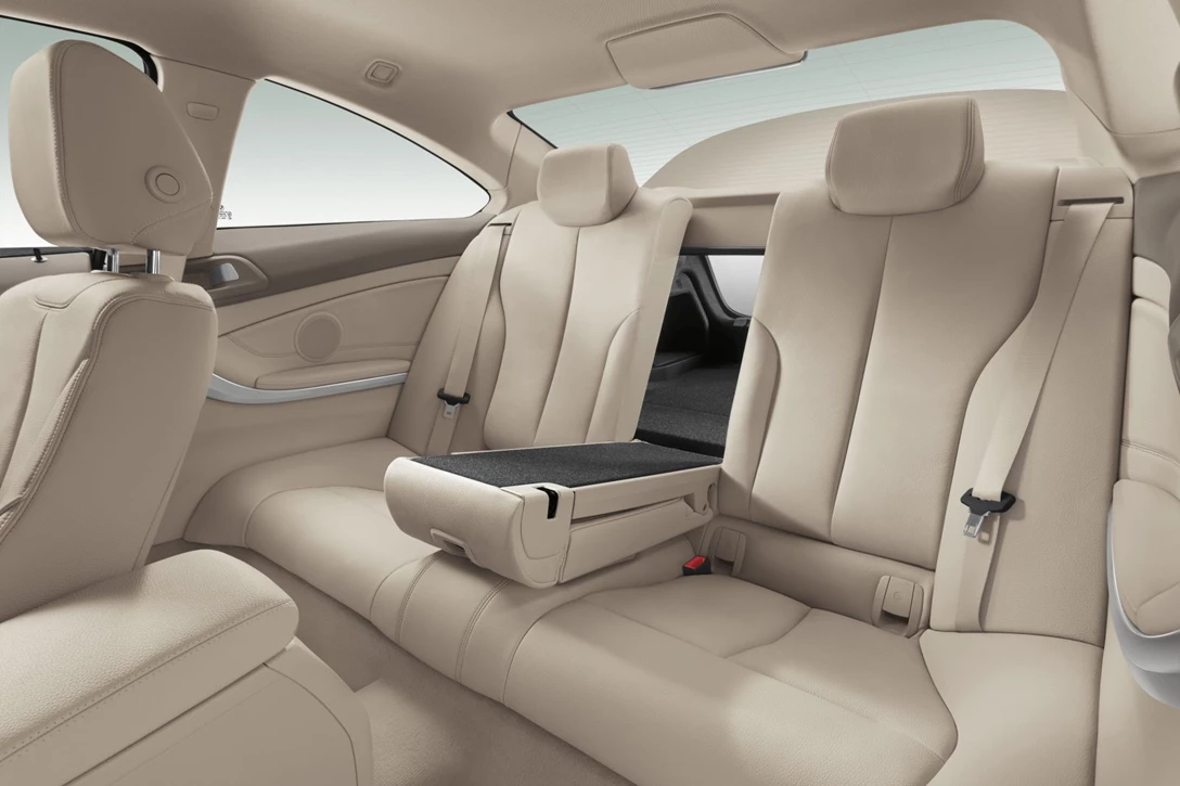 ב.מ.וו סדרה 4 קופה