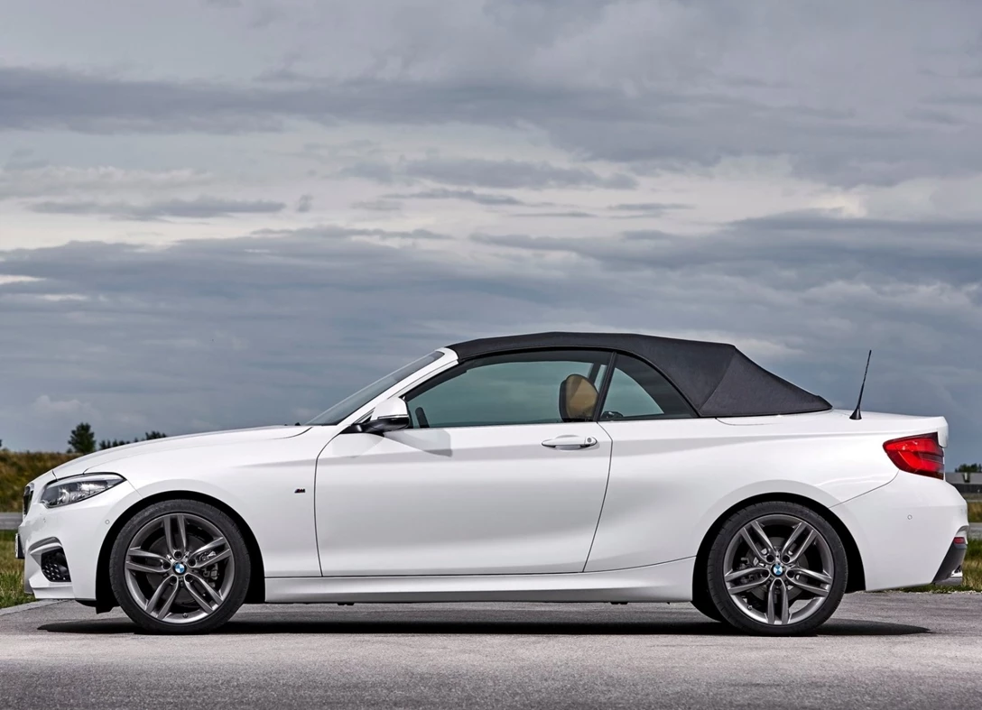 1663440-BMW-2-Series_Convertible-2019 - 03.jpg