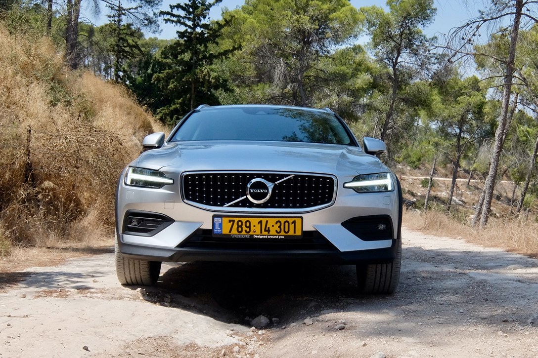 1635139-וולוו V60 קרוס קאנטרי - 8.jpeg