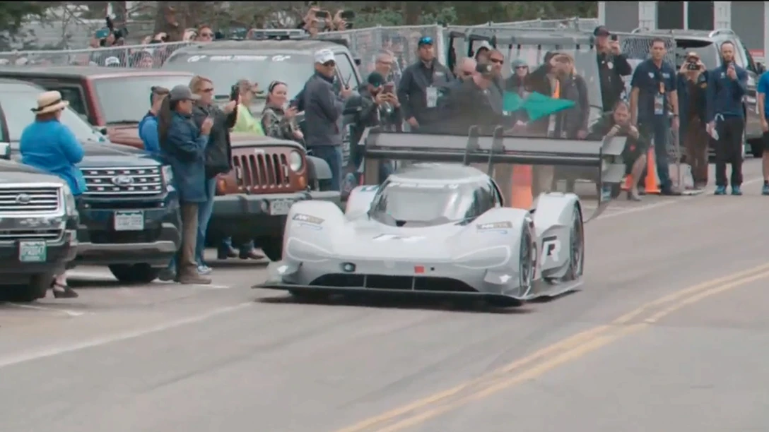 1597725-Untitled-1 copy.jpg