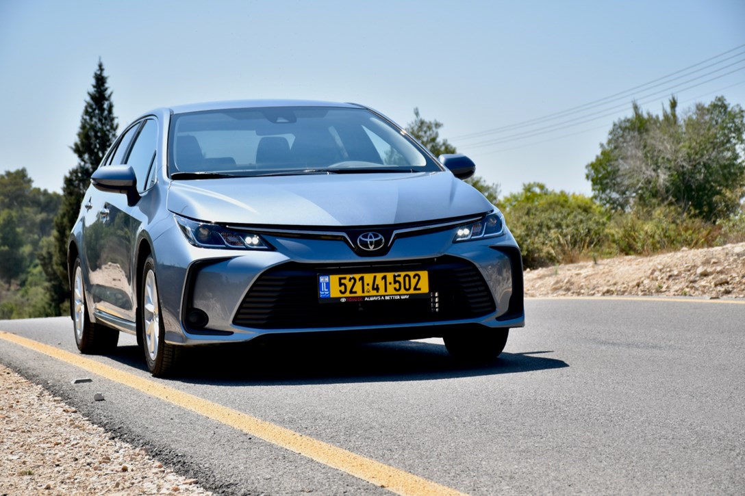 1648544-טויוטה קורולה 1.5 ל - 5.jpeg