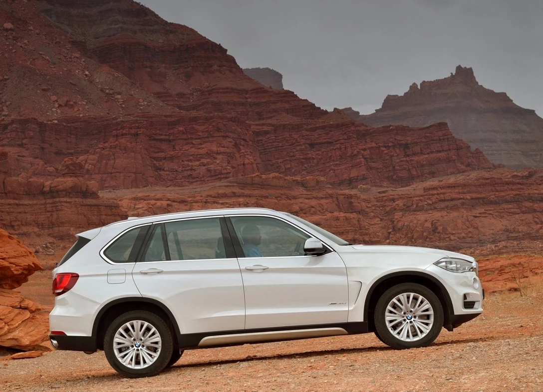 1669717-BMW-X5-2016-02.jpg