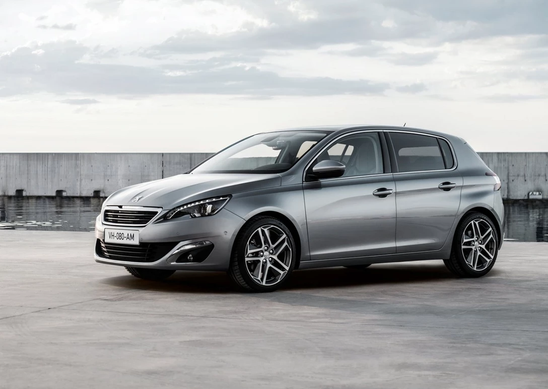 1664829-Peugeot-308-2017-01.jpg