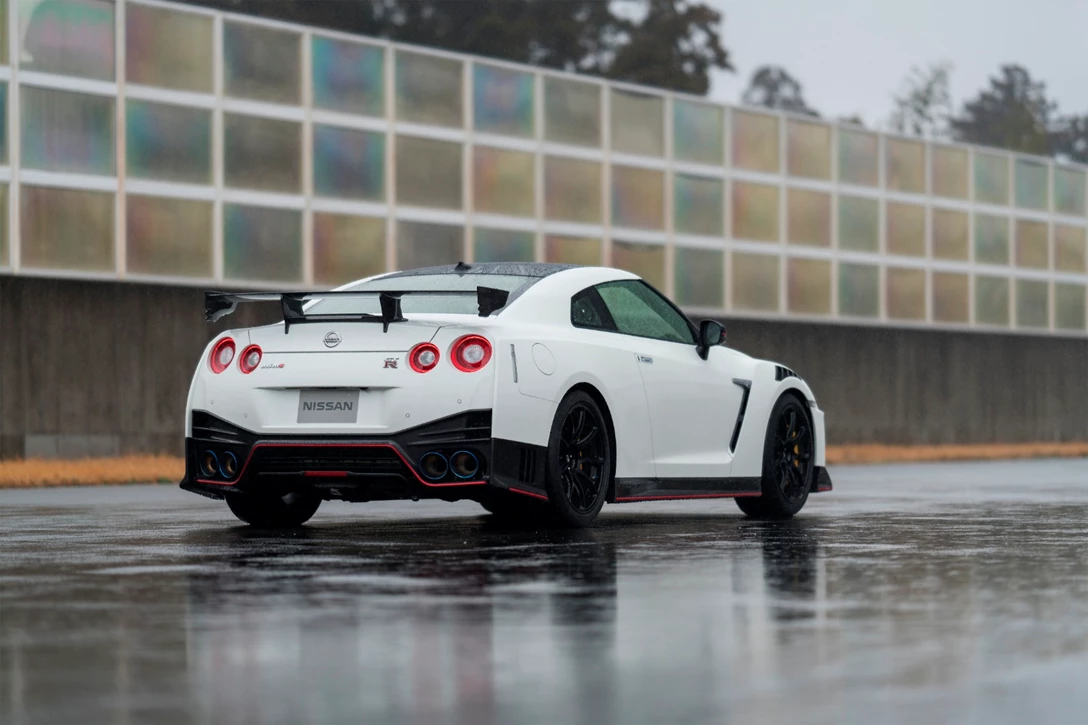 1615360-190321_MY20_GT_R_NISMO_MC_Newsroom6.jpg