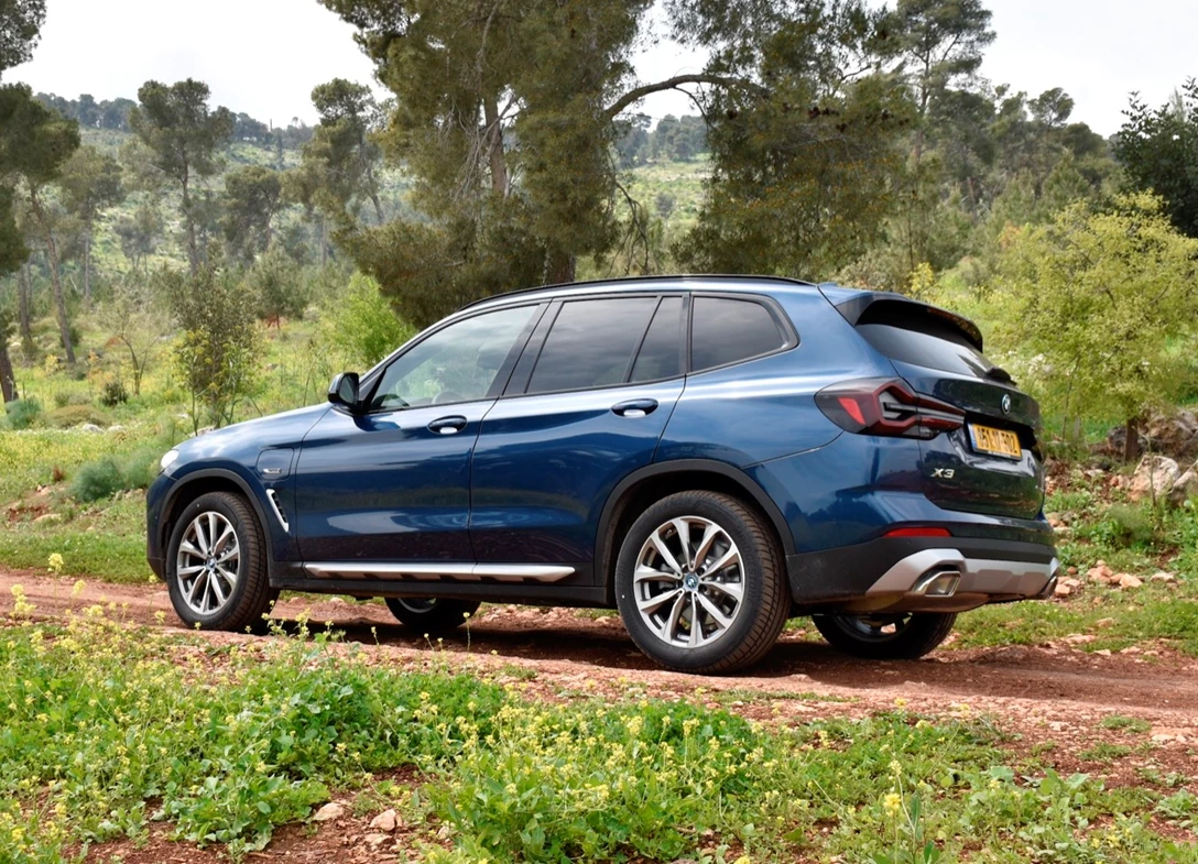 1698135-BMW-X3-2024-03-MA.jpg