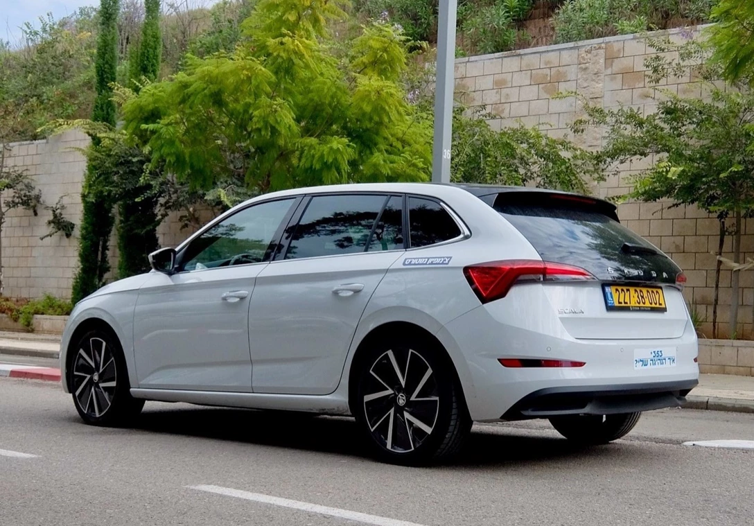 1676499-Skoda-Scala-2023-02.jpg