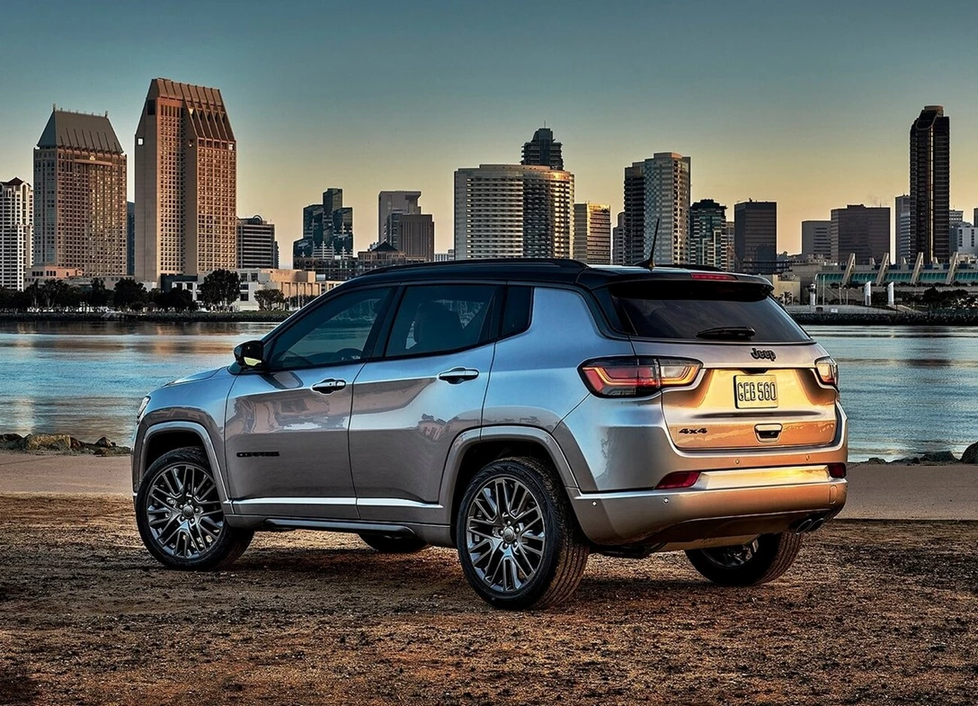 Jeep-Compass-2025 (5).jpg