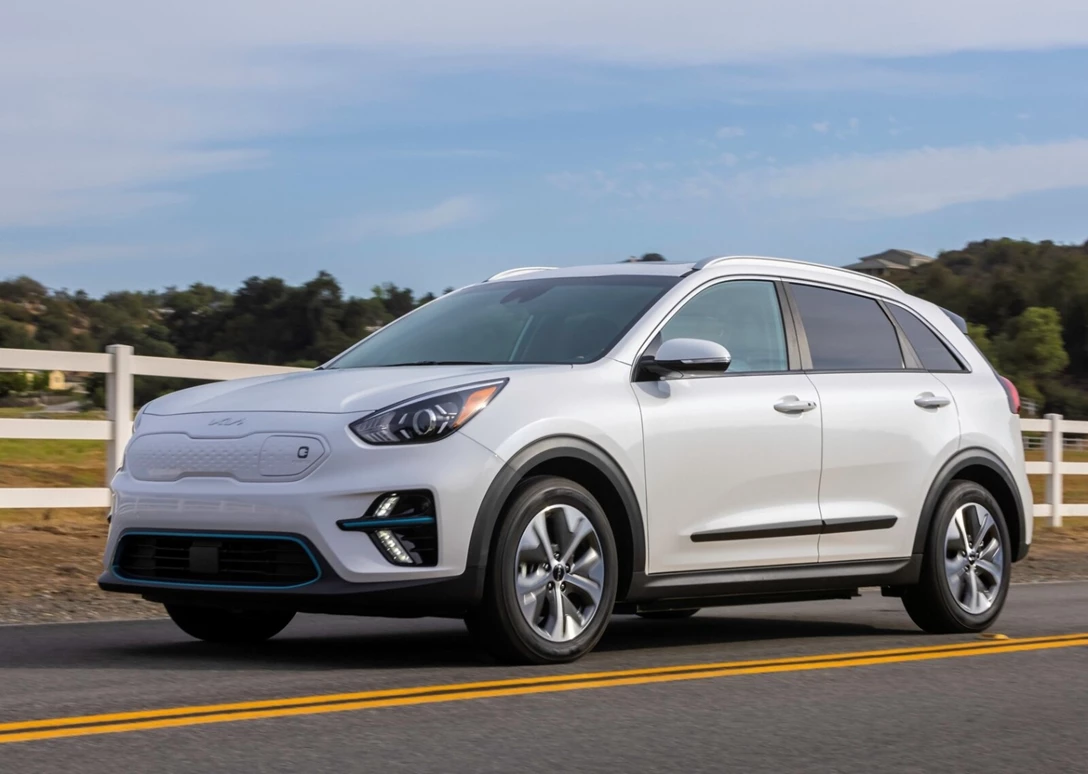 1651689-Kia-Niro-2022-fl-04.jpg
