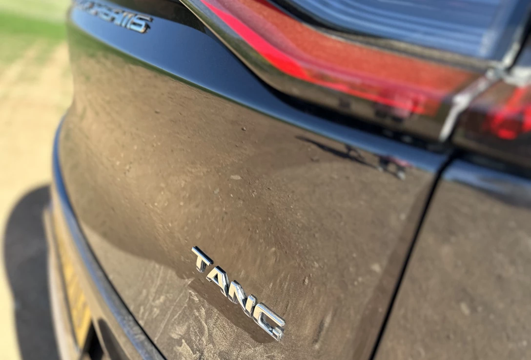 1680482-BYD TANG - 96-min.jpg