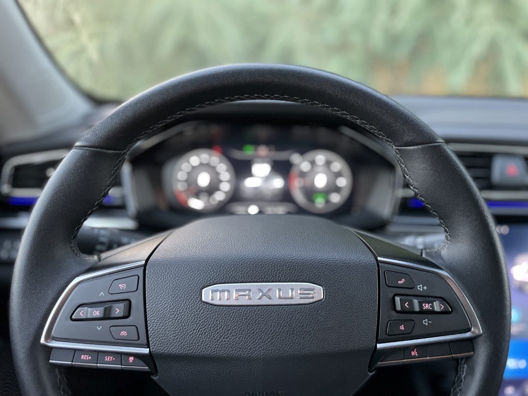 1665564-MAXUS 6 INT - 11-min.jpeg