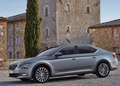 1647593-Skoda-Superb-2015-01.jpg