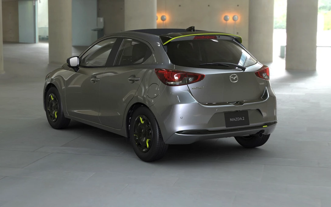 1688289-2024-mazda-2-hatch-japan-02-min.jpg